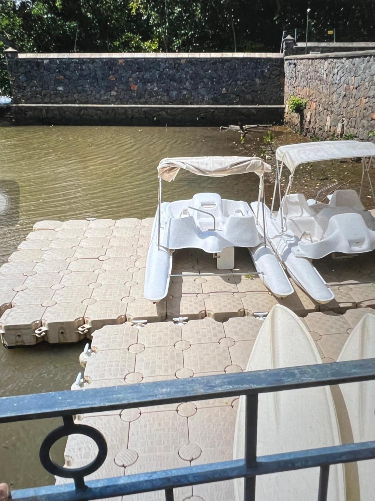 Villa In Port Chambly ,Mauritius Terre Rouge  エクステリア 写真