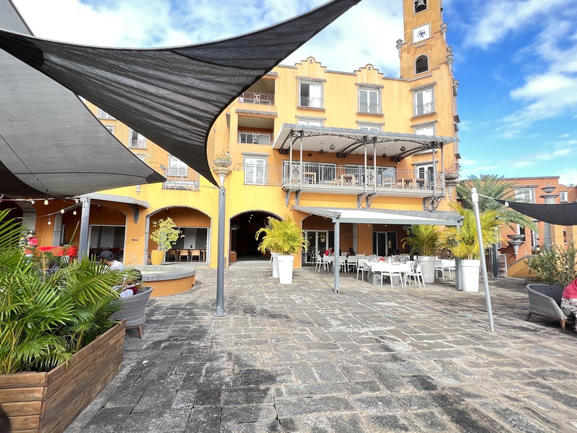 Villa In Port Chambly ,Mauritius Terre Rouge  エクステリア 写真